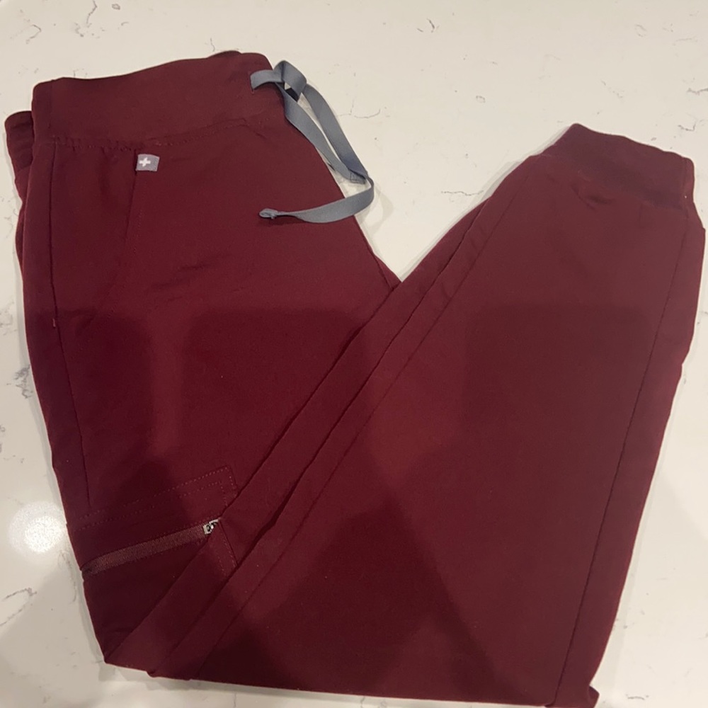 Figs Zamora Jogger Scrub Bottoms